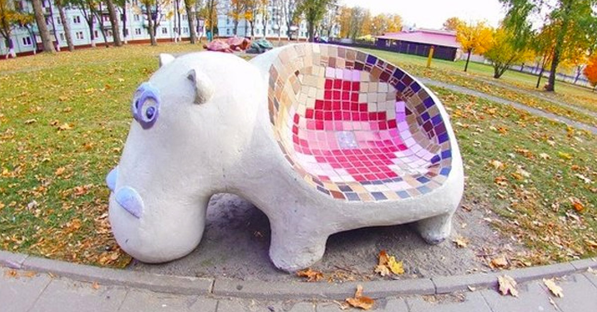 Hippo Bench