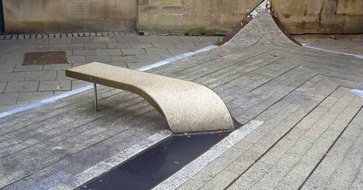 Folding Illusion Bench
