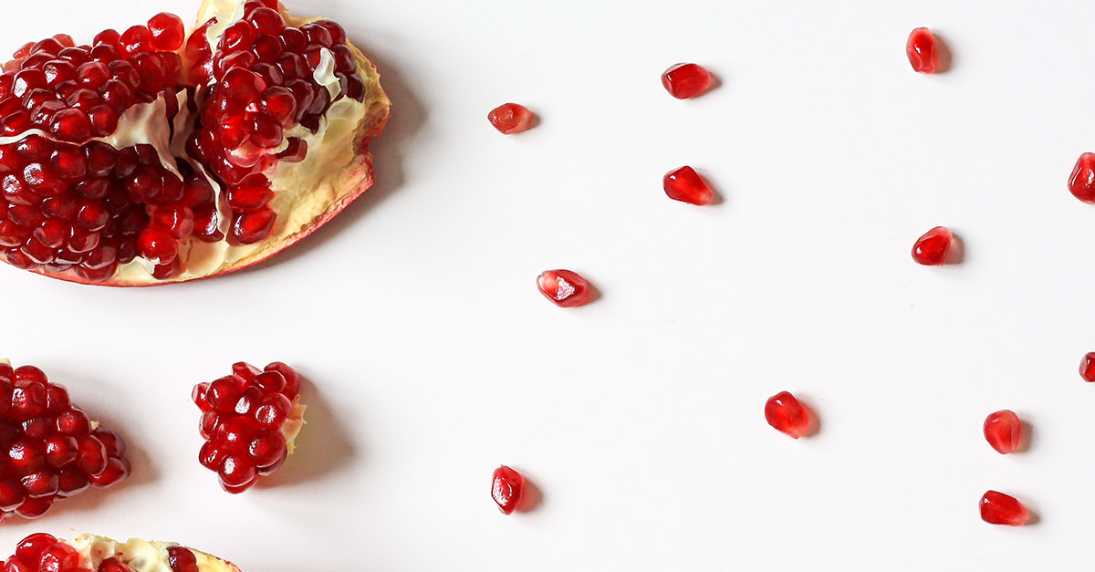 R Amazing Fruits - Pomegranates