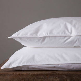 Bedroom Dilemmas R Amazing! - Pillows