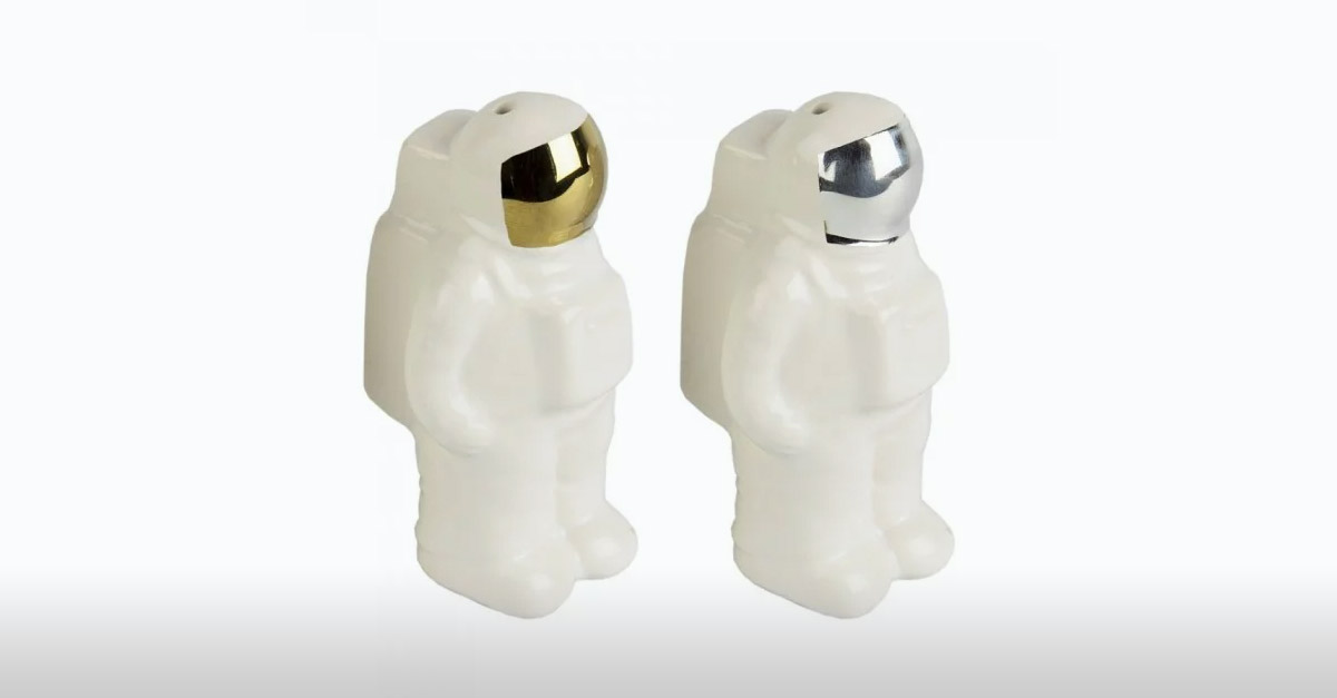 Salt and Pepper Pots R Amazing! - Astronaut