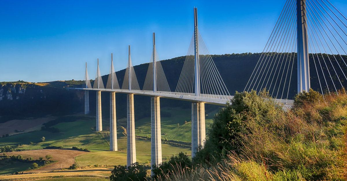 Amazing Bridges - Millau Viaduct Bridge