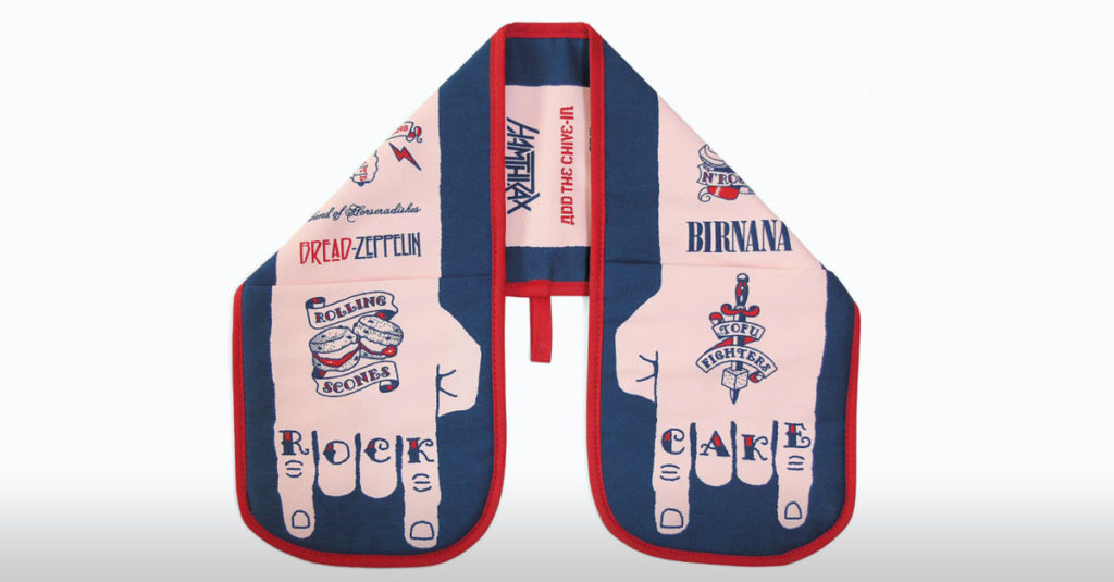 Amazing Oven Gloves - Rock Cake