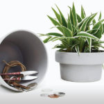 Hide-A-Way Plant Pot