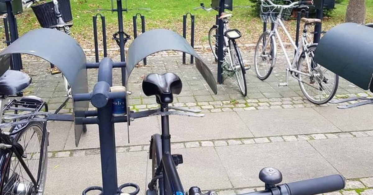 Amazing Urban Designs - Dry Saddle Bike Rack