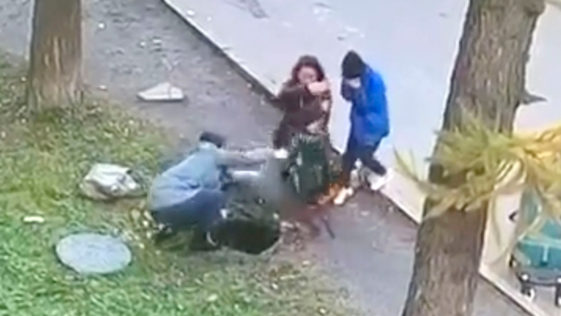 Mum saves child that falls down a hole