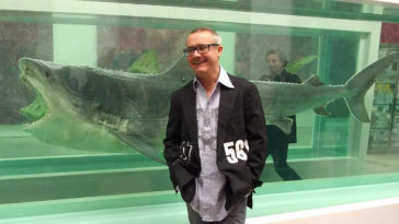 Damien Hirst's Shark - Amazing Conceptual Artist